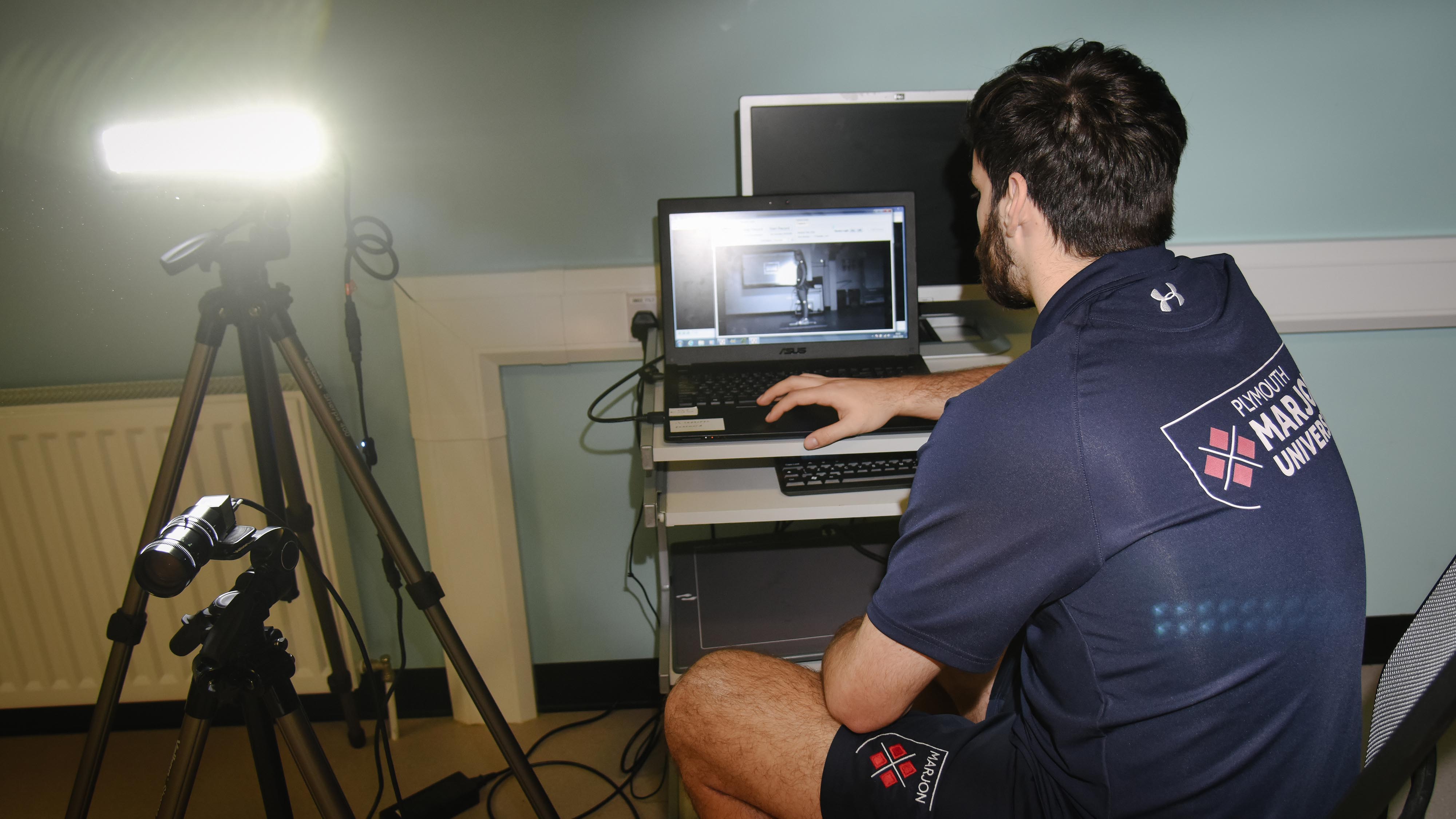 Motion analysis in the sport science lab